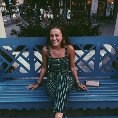 Profile Picture of Carly Graves (@carlygraves13) on Twitter