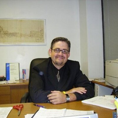 Profile Picture of Michael Hargrave (@huskyfanmichael) on Twitter