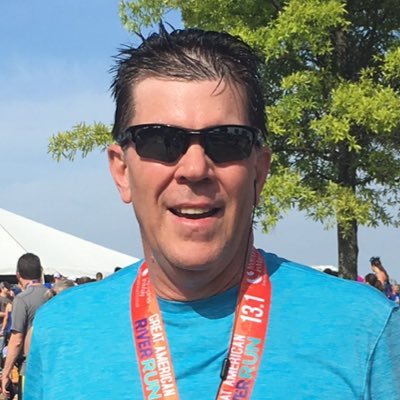 Profile Picture of Scott Sledge (@scottsledge) on Twitter