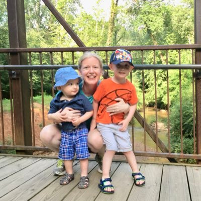 Profile Picture of Elizabeth Olmstead (@lizzybef33) on Twitter