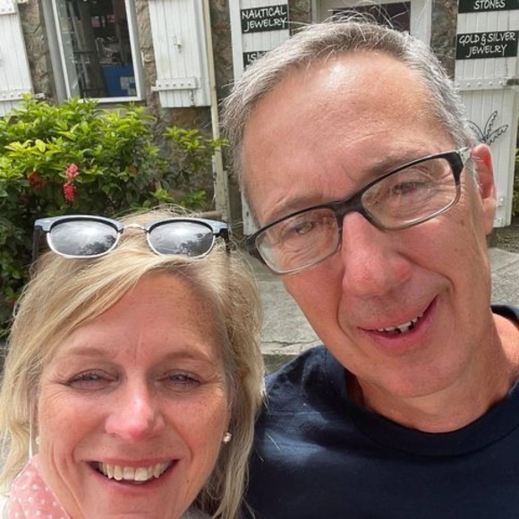 Profile Picture of Kim Toranto (@kimtoranto) on Poshmark