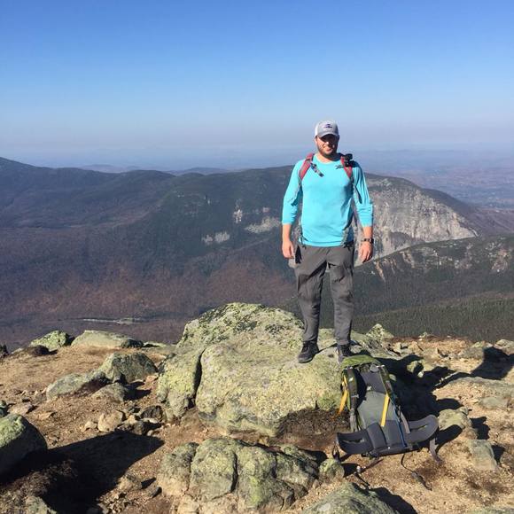 Profile Picture of Tim Schonhoff (@schonhofft) on Poshmark