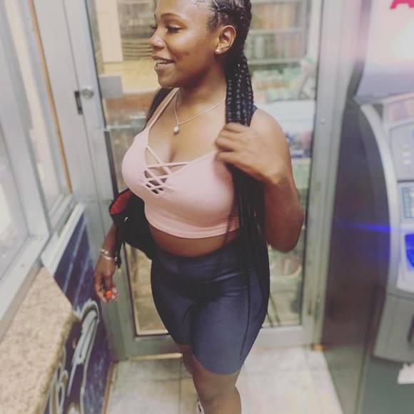 Profile Picture of Neeshia Brown (@neeshiabrown) on Poshmark