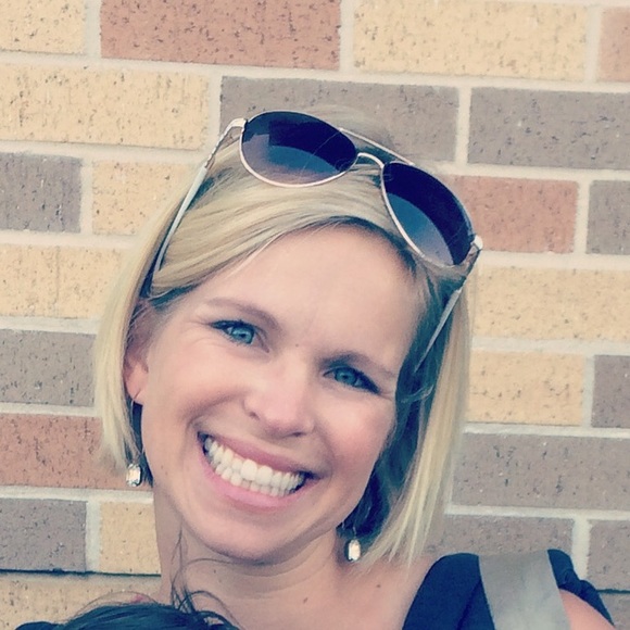 Profile Picture of Jessica Cain (@jessmcain) on Poshmark