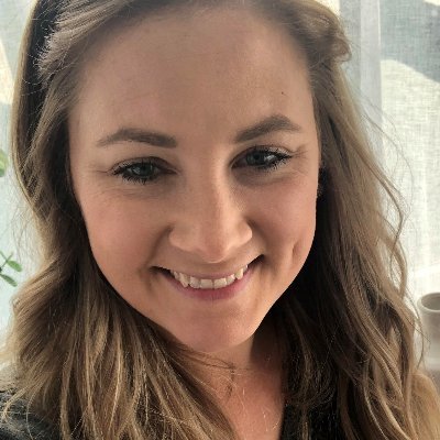 Profile Picture of Shawna Judd (@EssenceShawnaJ) on Twitter