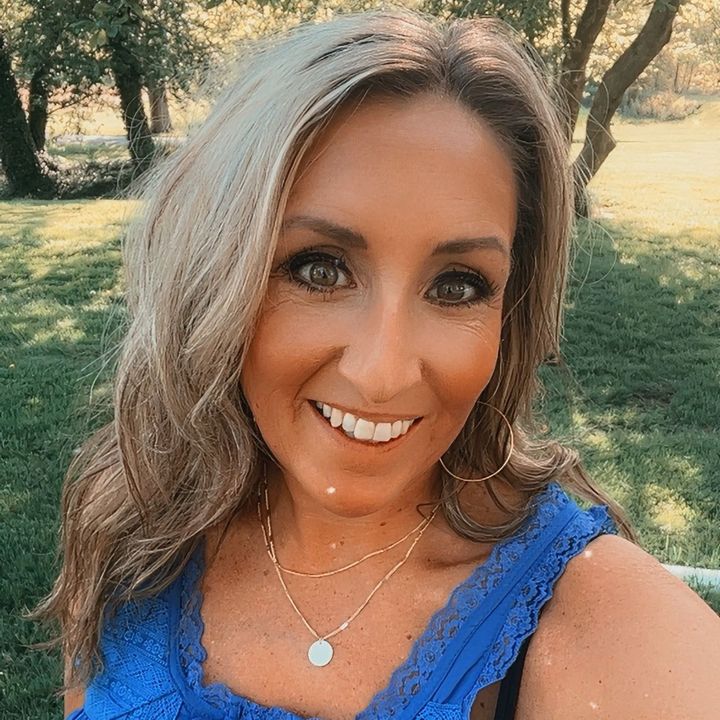 Profile Picture of Cherie Andrews (@cherieandrews) on Tiktok