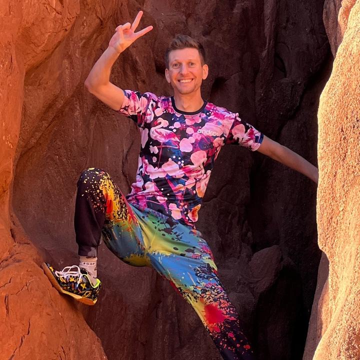 Profile Picture of Adam Bobrow (@adambobrowofficial) on Tiktok