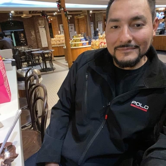 Profile Picture of Joel Arriaga (@joelarriaga1980) on Poshmark