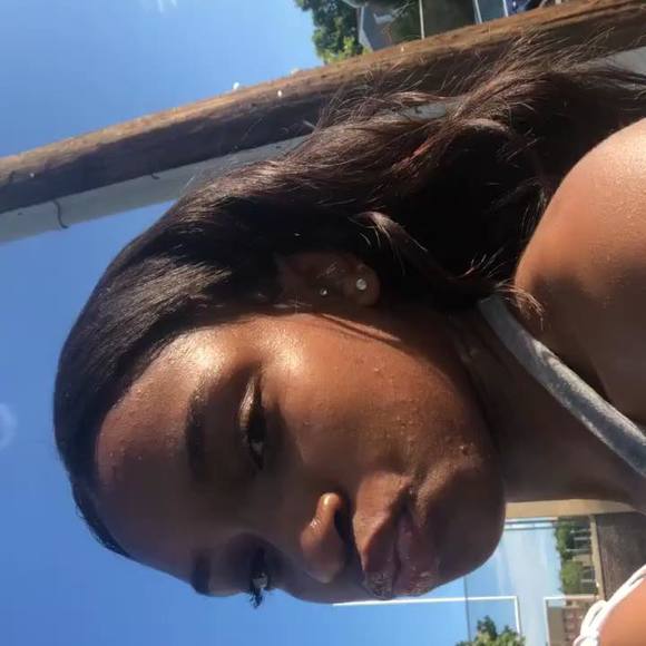 Profile Picture of Kyia Kyia (@kyia_k) on Poshmark