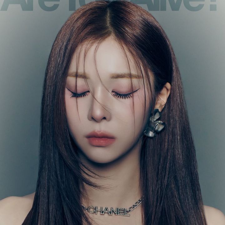 Profile Picture of phoebe²⁴ || SAW TRIPLES 2/3 (@likey2yeon) on Tiktok