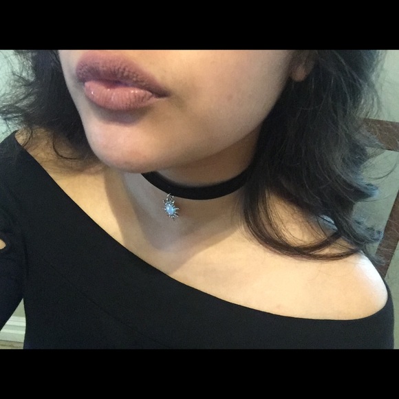 Profile Picture of Crystal Guerrero (@savvylatinaa) on Poshmark