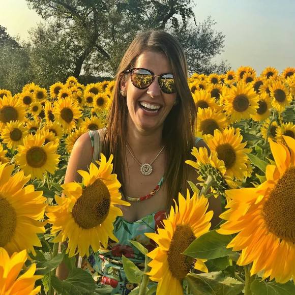 Profile Picture of Maria luísa Costa calegari (@malucalegari) on Poshmark