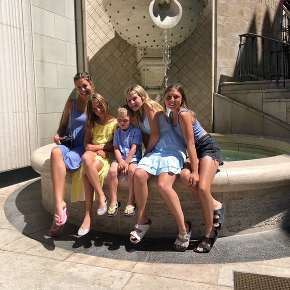 Profile Picture of Kendall Seydlitz (@kendall_paige_2) on Poshmark