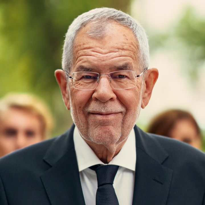 Profile Picture of Alexander Van der Bellen (@derkandidat_vdb) on Tiktok