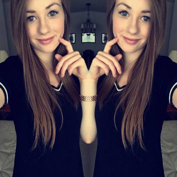 Profile Picture of Lexi Koos (@lexi81505) on Poshmark