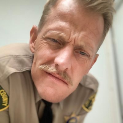 Profile Picture of Trevor Snarr (@trevorsnarr) on Twitter