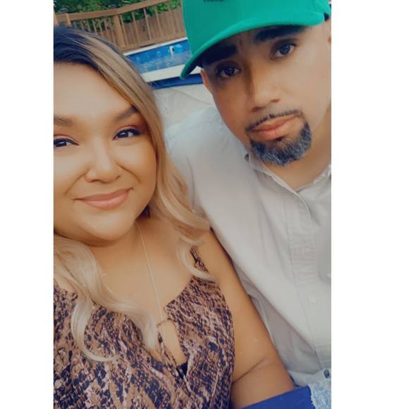 Profile Picture of Danielle Rushlow (@drushlow) on Poshmark