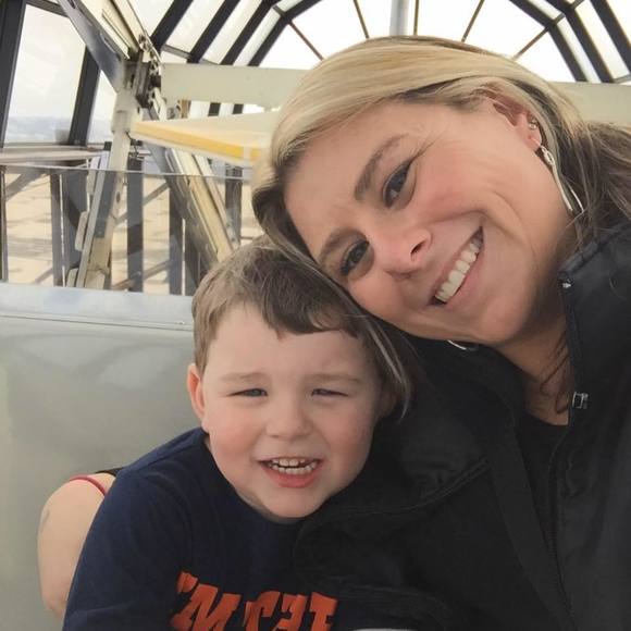 Profile Picture of Sabrina Deyling (@sabrina583a) on Poshmark