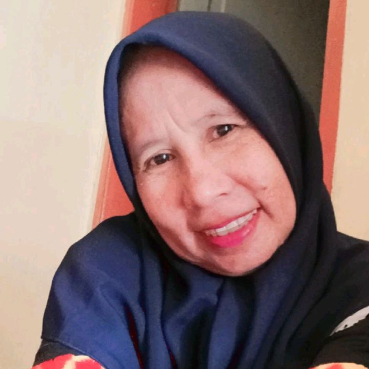 Profile Picture of sarilam (@sarilam16) on Tiktok