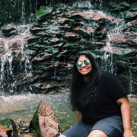 Profile Picture of Angelica Paramsothy (@aparamsothy) on Poshmark