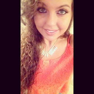 Profile Picture of Heather Lee Langston (@heather41493) on Twitter