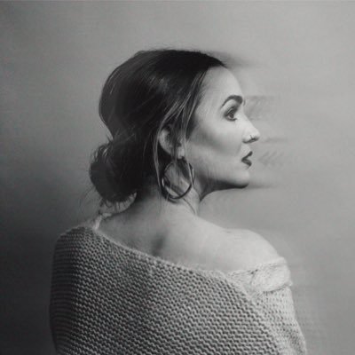 Profile Picture of Charlotte Haining (@CharlHaining) on Twitter