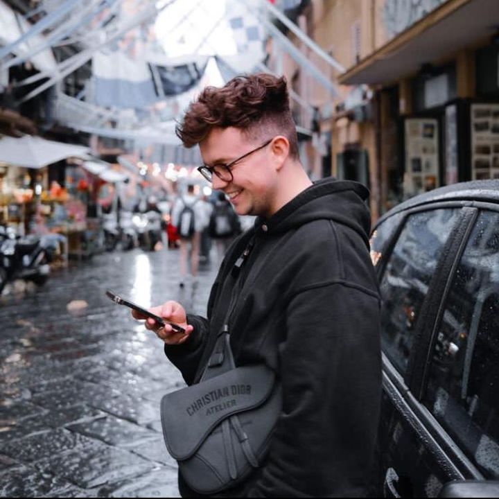 Profile Picture of   Andrew Kuhn (@andrewkuhn)... (@andrewkuhn) on Tiktok