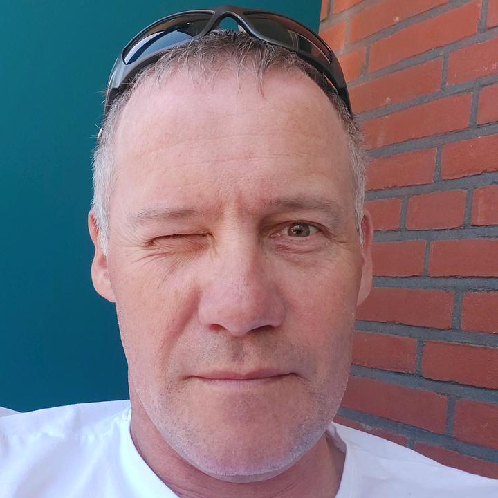 Profile Picture of peterballast (@peterballast) on Tiktok