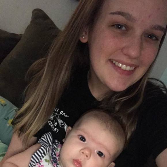 Profile Picture of Shelby Ocmand (@shibop8) on Poshmark