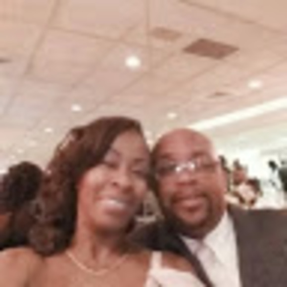 Profile Picture of Michelle Joseph (@prtyeyes2000) on Poshmark