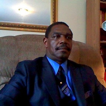 Profile Picture of Calvin McLeod (@child4master) on Twitter