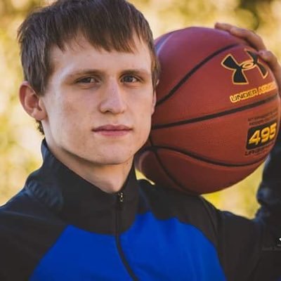Profile Picture of Mitchell Howe (@mitchell321) on Twitter