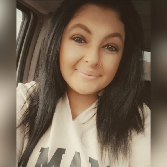 Profile Picture of Danielle Trivett (@texasbellco) on Poshmark