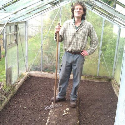 Profile Picture of Christopher Horsfall (@WeGrowSnowdrops) on Twitter