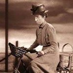 Profile Picture of Lisa Homenick (@lihomenick) on Pinterest