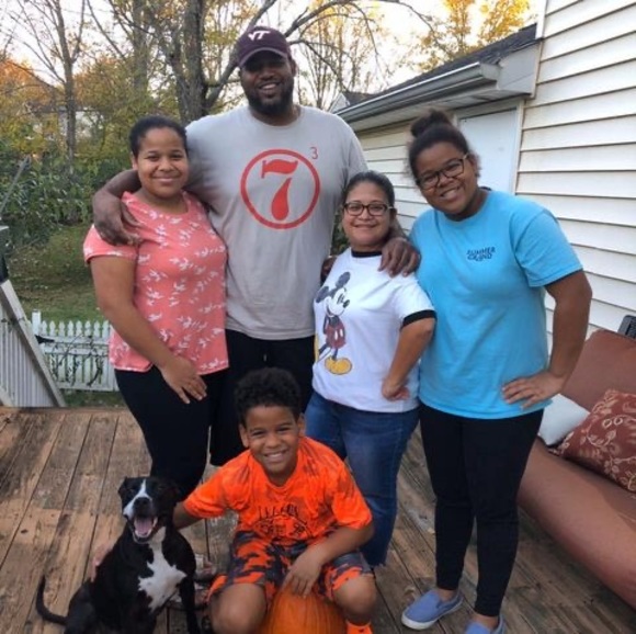 Profile Picture of Carl Bradley (@cabradle) on Poshmark