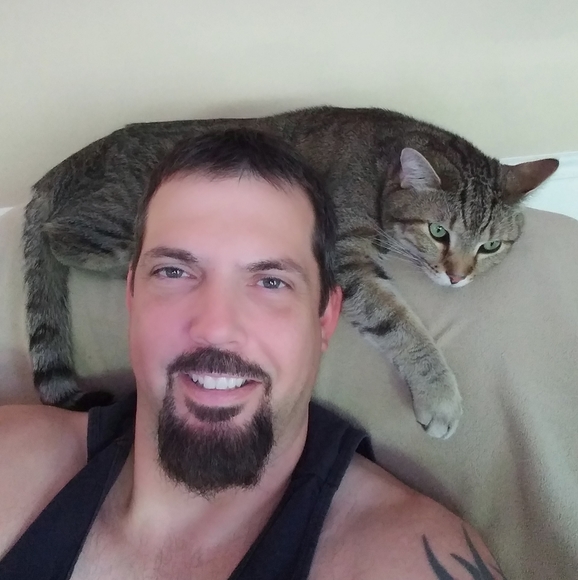 Profile Picture of Joe Downs (@jcdow3) on Poshmark