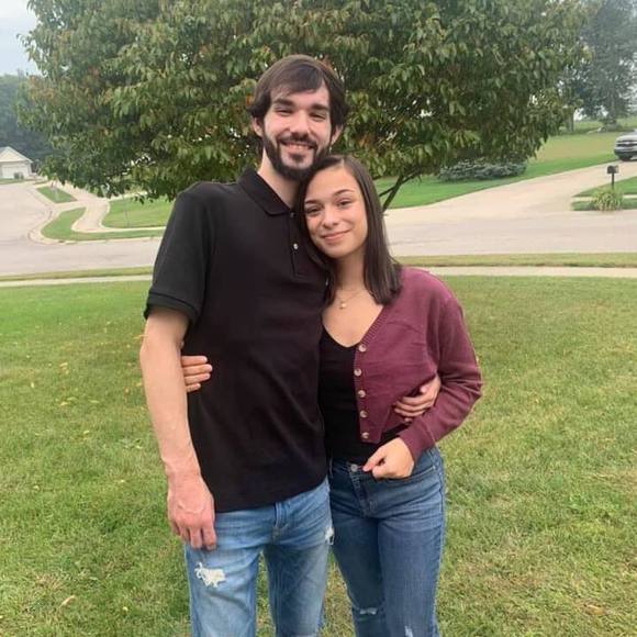 Profile Picture of Sabin Gorset (@sabingorset) on Poshmark