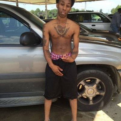 Profile Picture of Travis Spells (@LilSouthside601) on Twitter