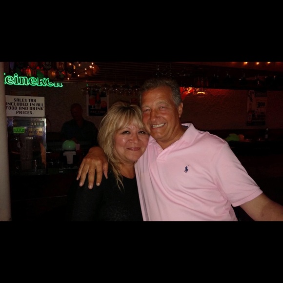 Profile Picture of Gloria Boubel (@gloriatyree) on Poshmark