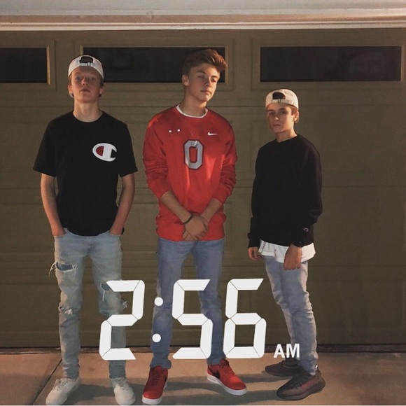 Profile Picture of Owen Fernstrum (@owen_fernstrum) on Poshmark
