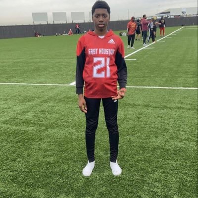 Profile Picture of Mikel Davis (@Mikeldavis29) on Twitter