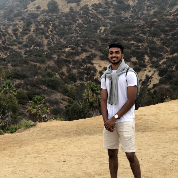 Profile Picture of Rishan Thiyagarajah (@rishan_t) on Poshmark