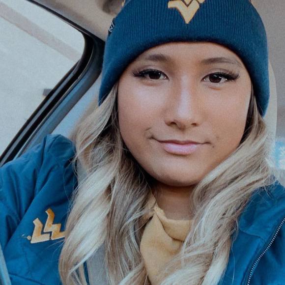 Profile Picture of Jamie Jimenez (@jjimene5) on Poshmark