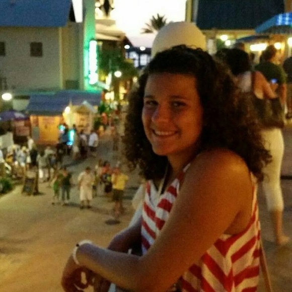 Profile Picture of Angel Saveski (@angelsoccer02) on Poshmark