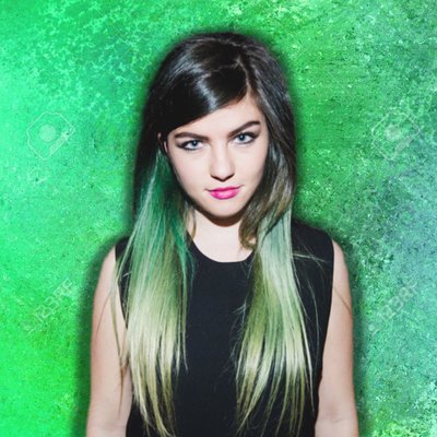 Profile Picture of Phoebe Ryan Japan (@PhoebeRyanJPN) on Twitter