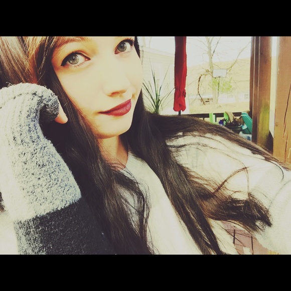 Profile Picture of Haley Wilt (@haley24558) on Poshmark