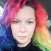 Profile Picture of Amanda Morgan (@TheMoomoo1979) on Youtube