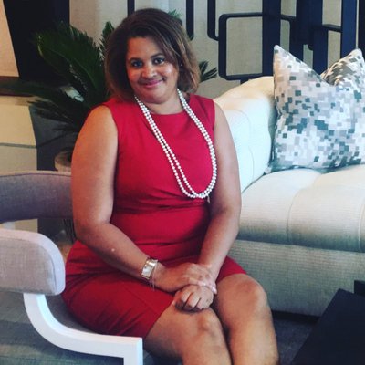 Profile Picture of Sylvia Pool (@SylviaPool01) on Twitter