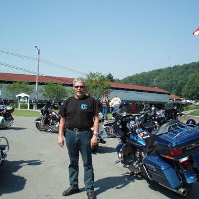 Profile Picture of Jeff Gage (@YourMCbags) on Twitter